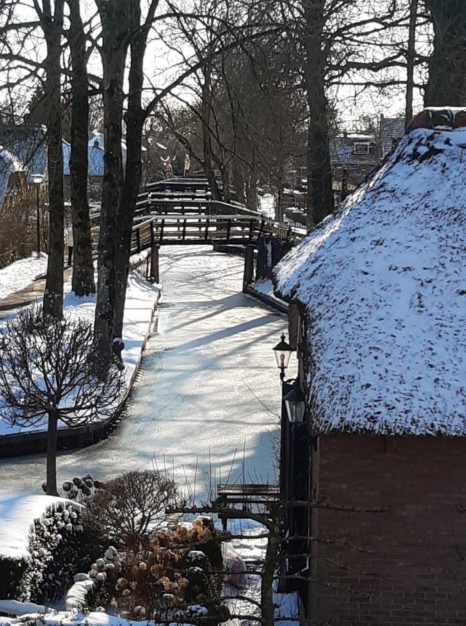 B&B Villa Giethoorn - Canalview, Privacy & Parking Exterior photo